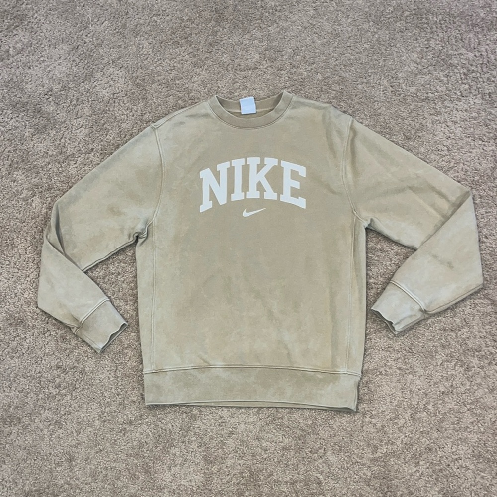Nike crewneck sweatshirt